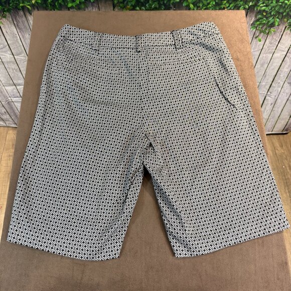 Womens Business Geo Mid Rise Black & White Size 10 Bermuda Shorts (SKU: 36W) - Picture 4 of 12